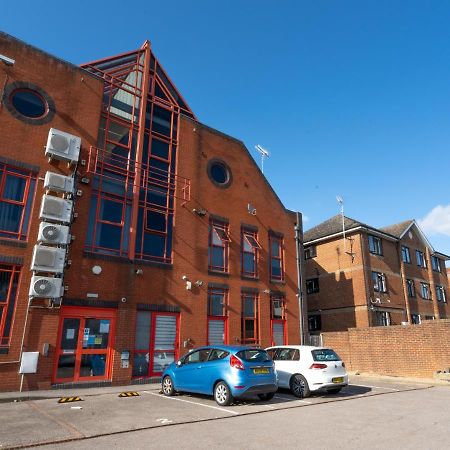 Modern & Stylish Studio In Reading Centre Apartman Kültér fotó