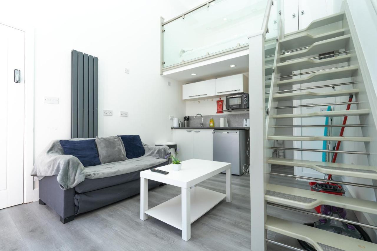Modern & Stylish Studio In Reading Centre Apartman Kültér fotó